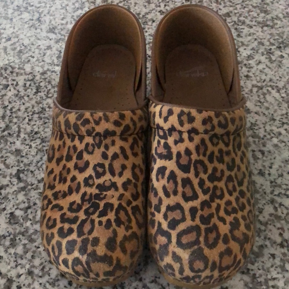 Dansko clogs Leopard Suede